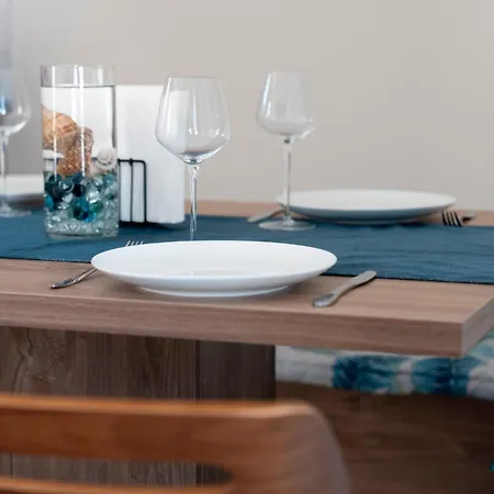 Alimbali * Foiníkion