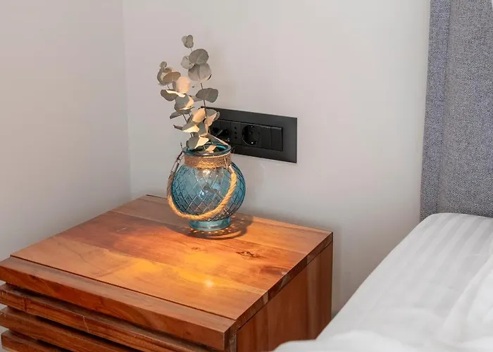 فيلة Alimbali Foiníkion