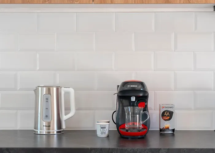 Alimbali فيلة Foiníkion